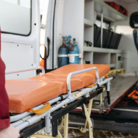 Recogen firmas para aumentar el número de ambulancias:  “Si seguimos igual, seguirán muriendo personas”