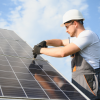 50 jóvenes de Mérida podrán formarse en el montaje de instalaciones fotovoltaicas