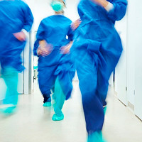 Crecen las amenazas a los sanitarios