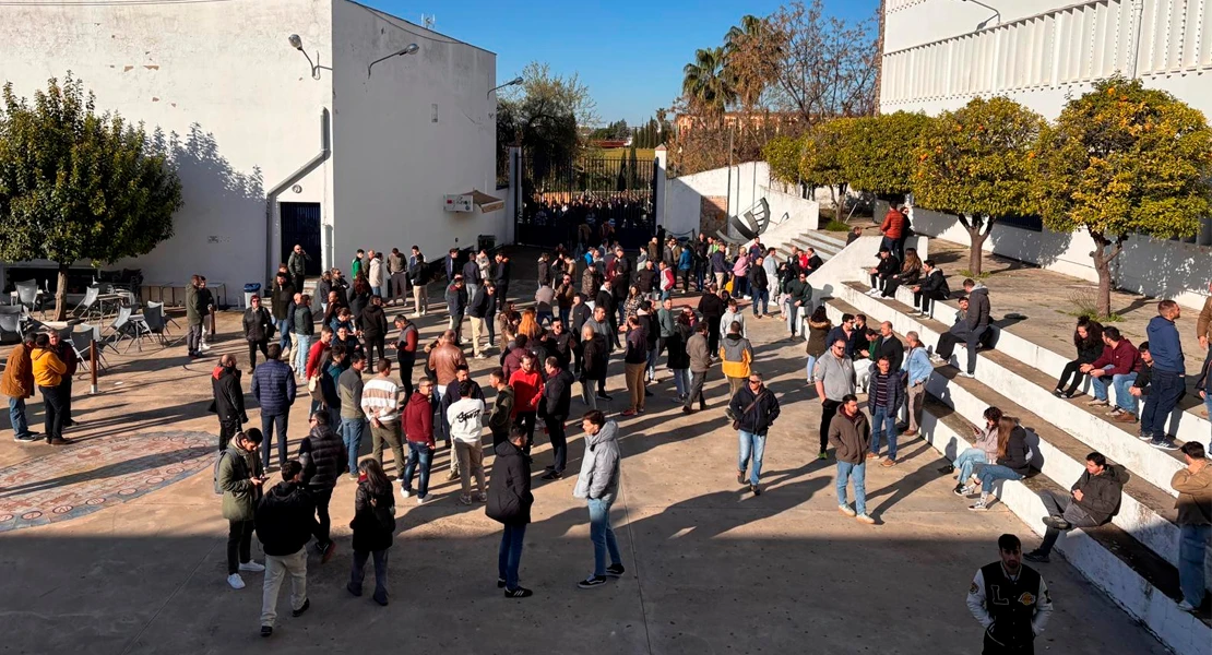 586 personas aspiran a ser bombero forestal conductor en Extremadura