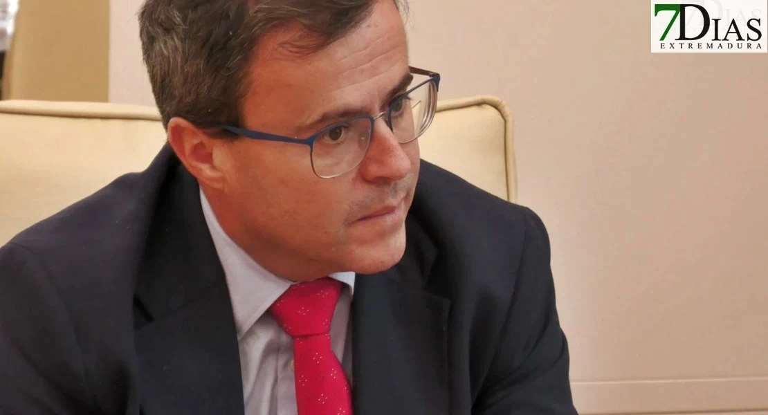 Gallardo pide a la Junta rectificar ante “la falta de respeto institucional”