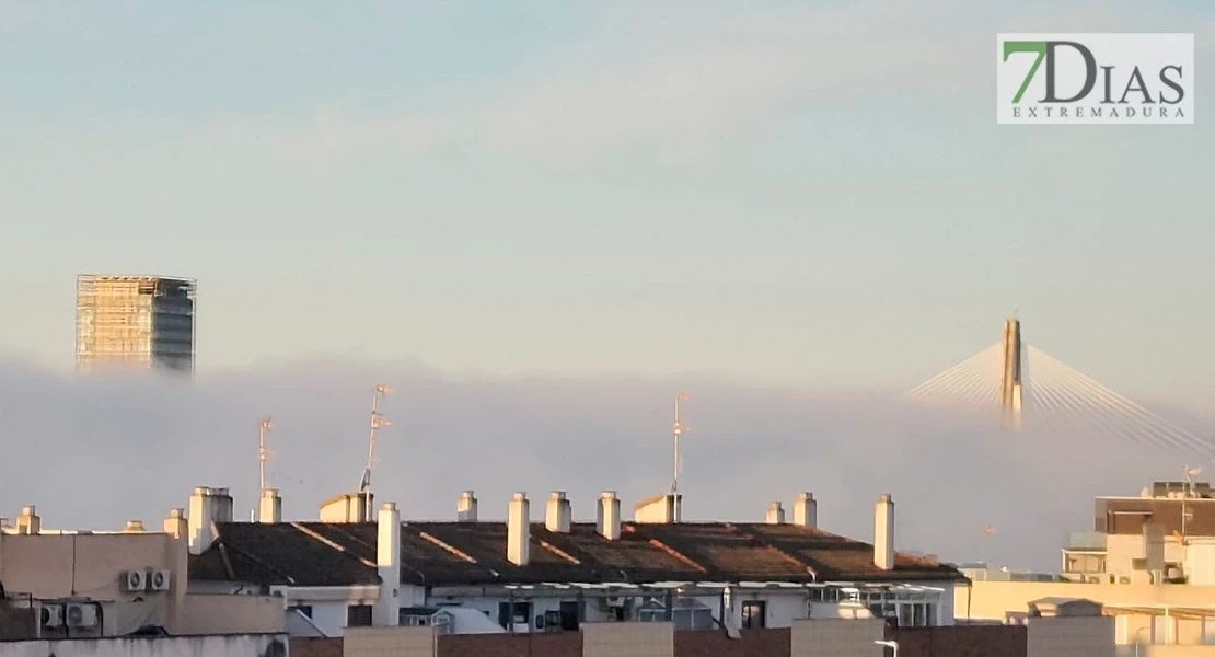 La niebla cubre Badajoz: tiempo para este miércoles en Extremadura