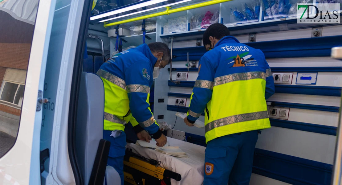 Dos jóvenes heridos tras sufrir un accidente urbano en Don Benito