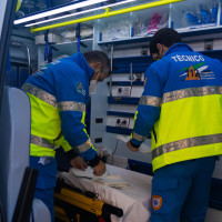 Dos jóvenes heridos tras sufrir un accidente urbano en Don Benito