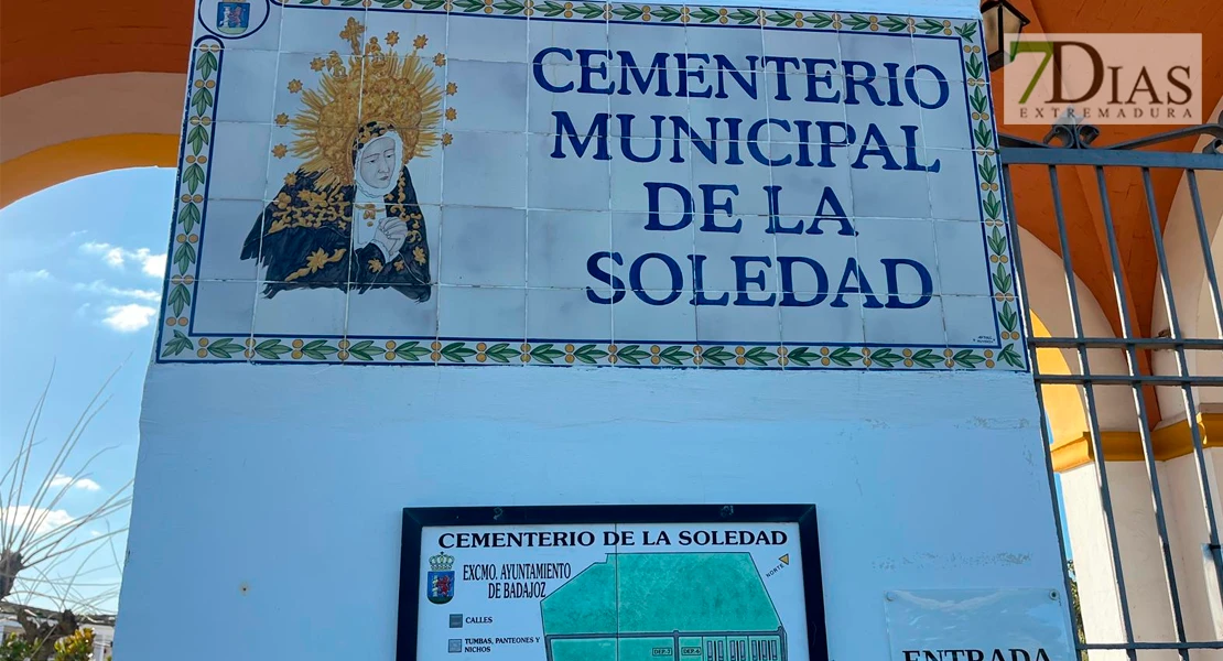 Cambio en el horario del cementerio nuevo de Badajoz