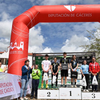 Luis Prieto y Marina Preciado se proclaman campeones de Extremadura de Triatlón Cros