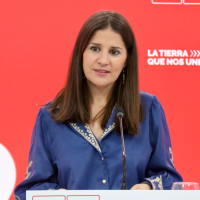 El PSOE de Extremadura apoya a Pilar Alegría ante los ataques "violentos y misóginos"