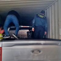 Recuperados 21 vehículos de alta gama sustraídos ocultos en contenedores