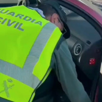 Se pone nervioso y la Guardia Civil descubre droga en su vehículo en Extremadura