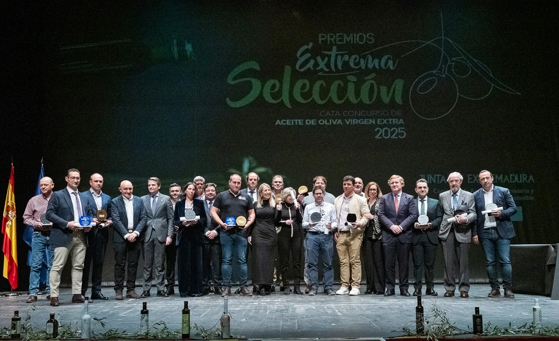 La Junta premia a los productores de aceite de oliva virgen extra: "gracias por no rendiros"