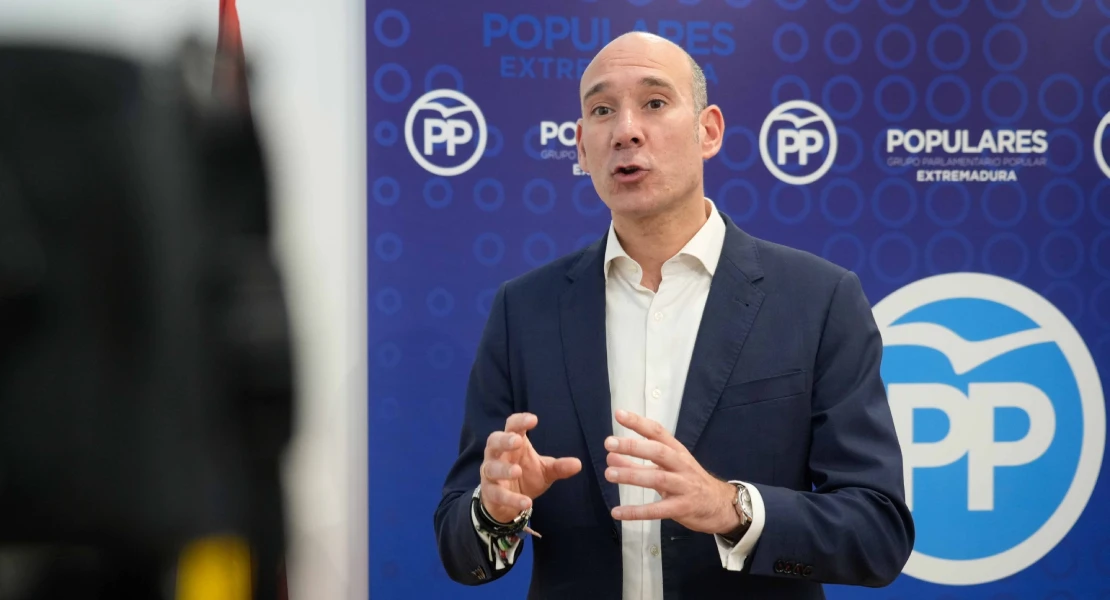 Acusan al PSOE de "dejar tirados en la cuneta" a los dependientes extremeños