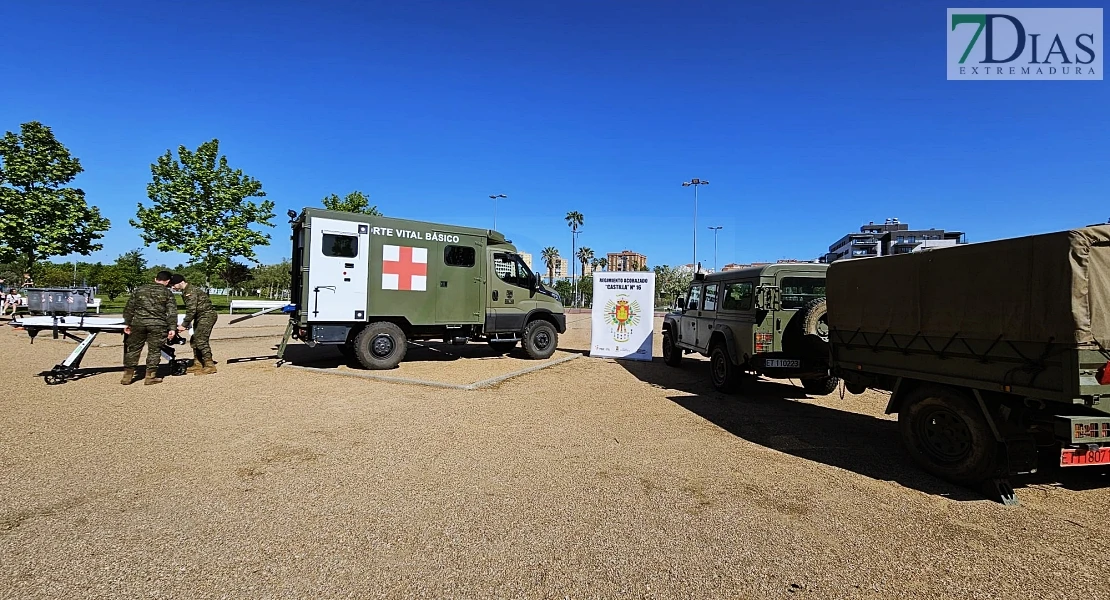 Imágenes del IV Cross Militar 'El héroe' en Badajoz