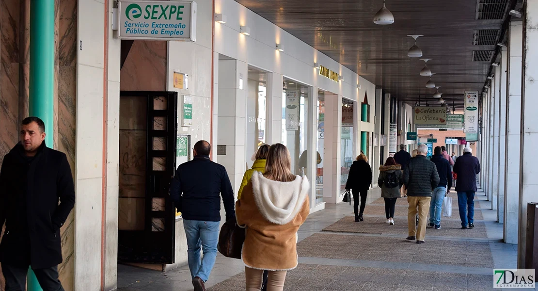 Extremadura reduce el paro y España roza los 21,6 millones de afiliados