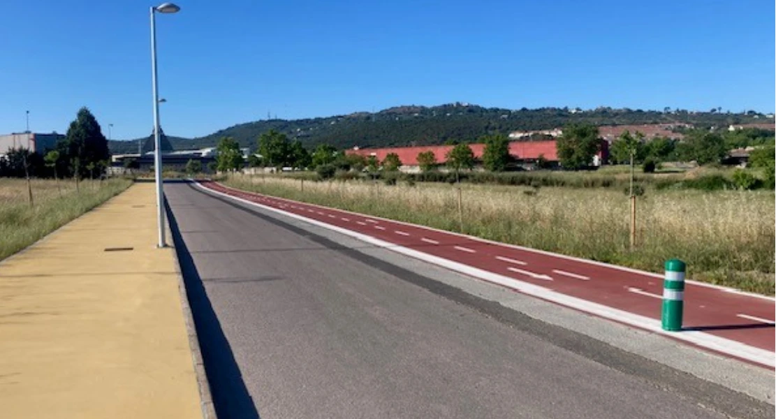 Ya está operativo el nuevo carril bici que conecta el centro de Cáceres con el Campus Universitario