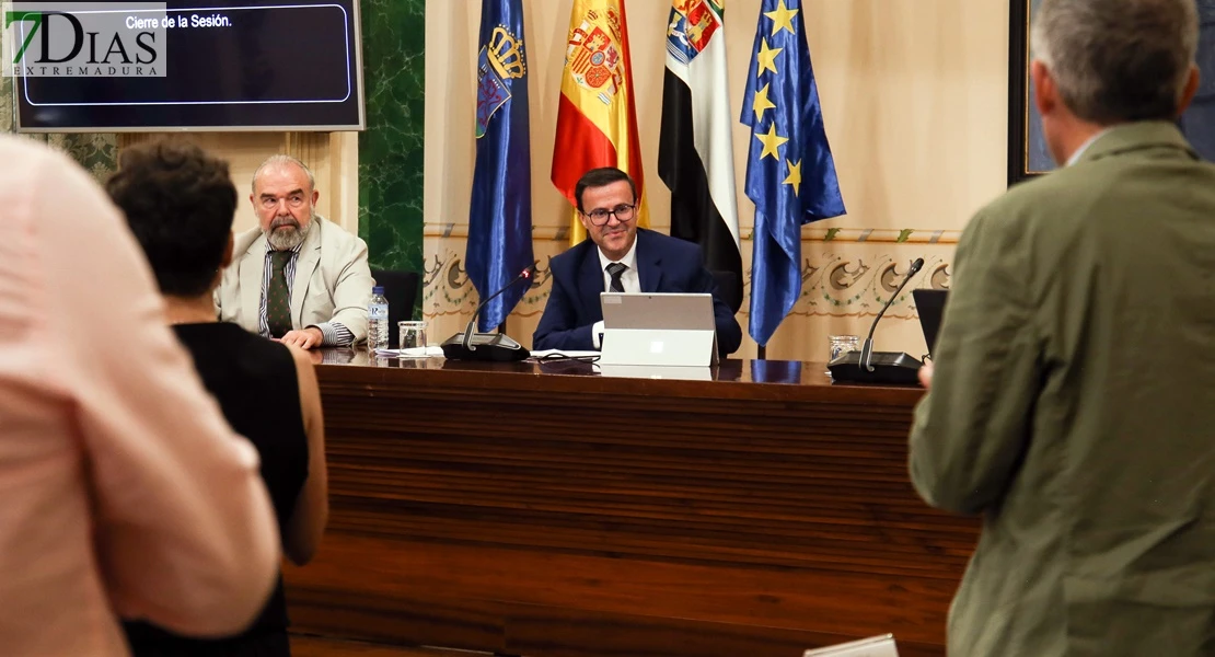Gallardo se despide de Diputación: "Mi compromiso con esta tierra sigue inacto"