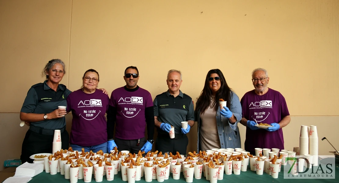 Gran éxito en el desayuno solidario de AOEX y Guardia Civil: búscate en las imágenes