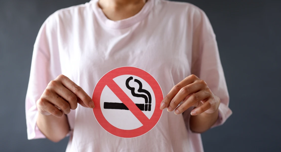 La AECC presenta en Cáceres un proyecto para conseguir la primera generación libre de tabaco