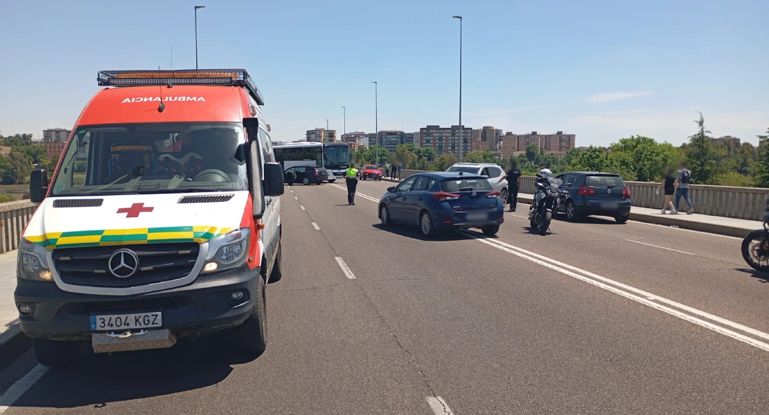 Colisión en el Puente de la Universidad: hay varios heridos