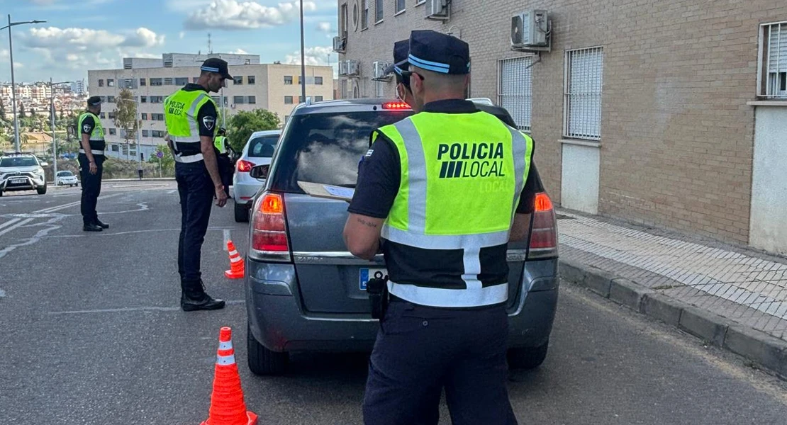 Las prácticas en Badajoz acaban con múltiples denuncias en el mercadillo y controles de tráfico