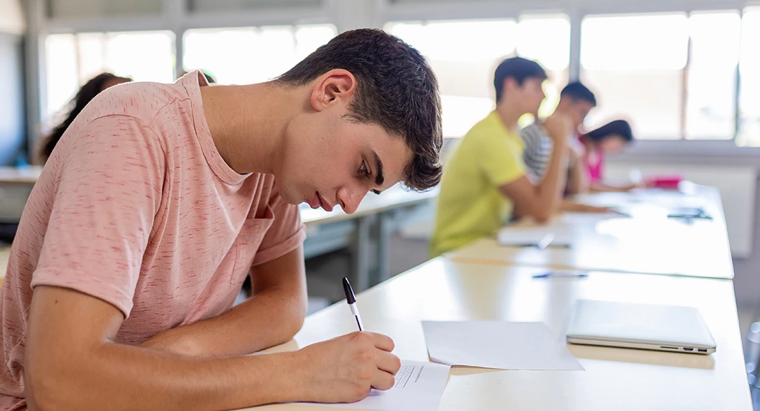 Si tienes buena nota en Bachillerato, podrías recibir 900 € en Extremadura
