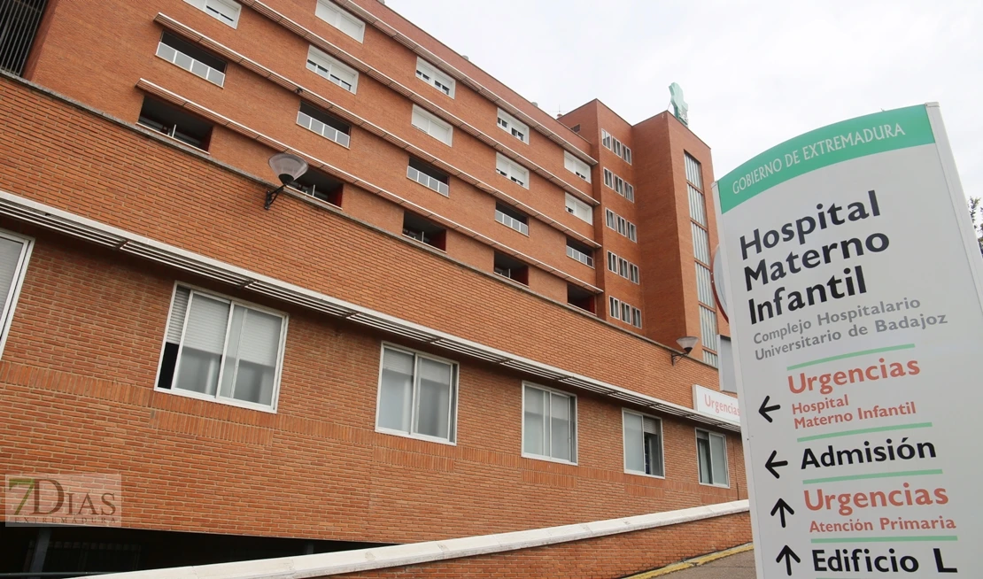 Miedo a una desgracia en el Materno de Badajoz: “Estamos solas y no damos abasto”