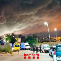 Una nube tóxica se propaga en Barcelona: confinan varios municipios