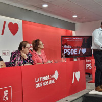 Osuna reelegido secretario general del PSOE en Mérida