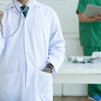 CCOO rechaza que la Junta permita a jefes médicos del SES trabajar en la sanidad privada