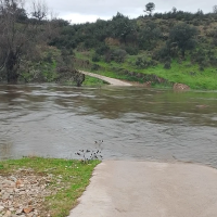Vecinos de una finca cacereña exigen una vía de emergencia ante las crecidas del río