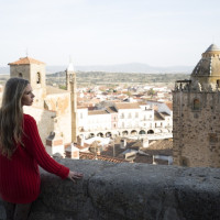 Promocionan Extremadura como destino turístico seguro para mujeres que viajan solas