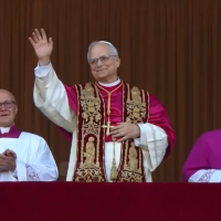 El nuevo Papa, Robert Prevost, elige el nombre de León XIV