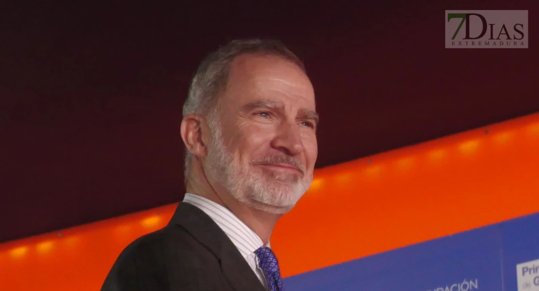 Gran expectación ante la llegada del Rey Felipe VI a Badajoz