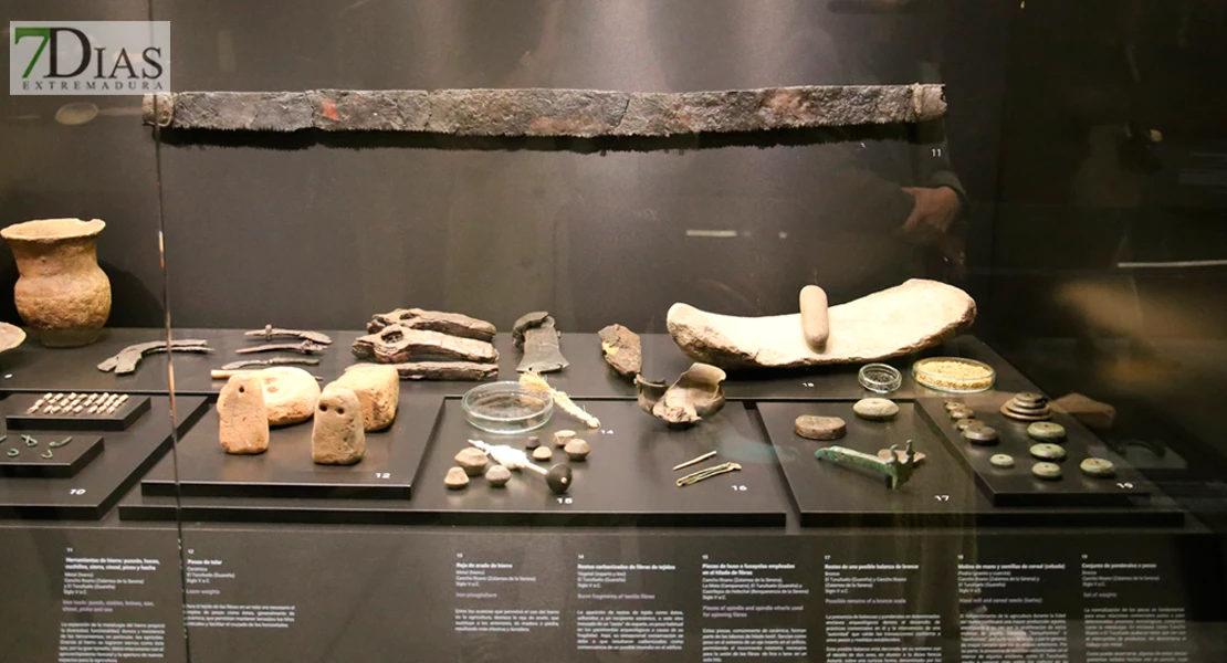 NO PUBLICAR: La  Sala de Protohistoria impulsa el turismo en Badajoz con casi 600 espectadores desde la visita del rey