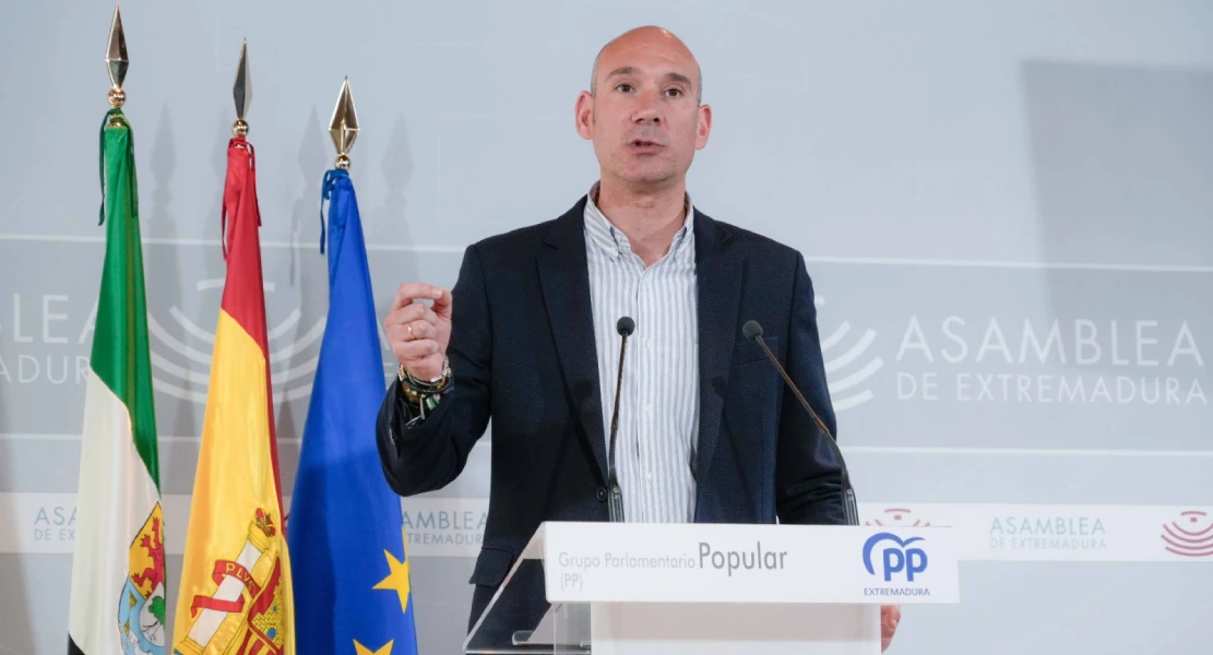 PP: "El PSOE de Extremadura funciona como una mafia, la Rosa Nostra"