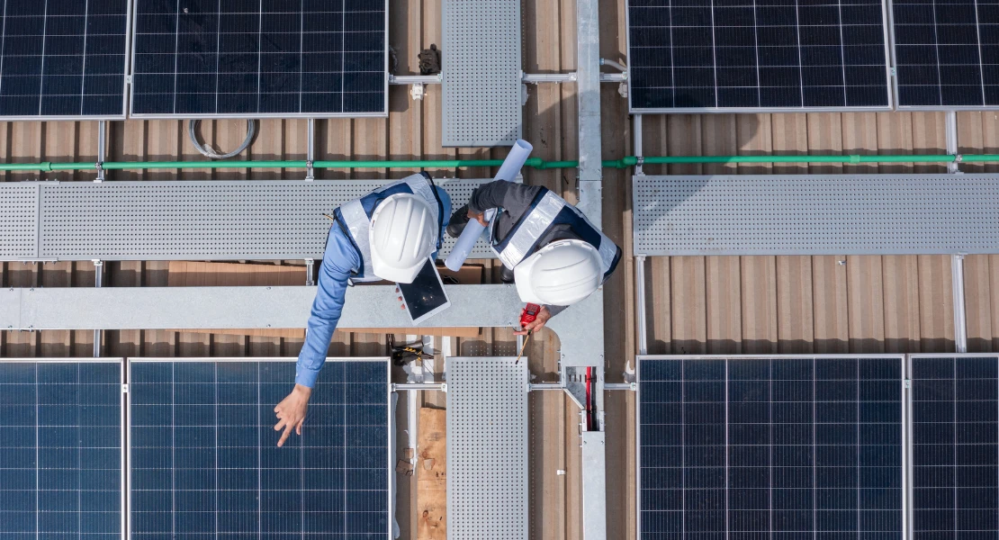 170 ayuntamientos y entidades locales recibirán más de 400.000 € para instalaciones fotovoltaicas