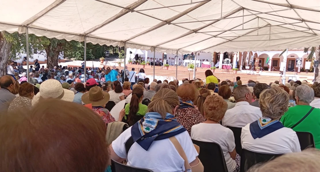 Fieles extremeños y portugueses celebran el 80 aniversario de las apariciones de la Virgen en La Codosera