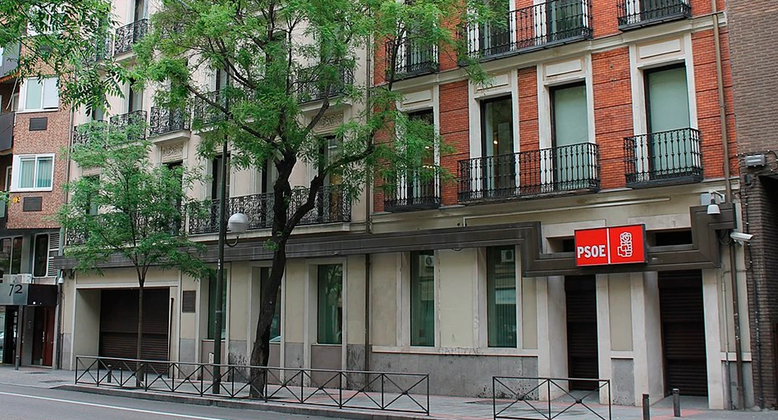 La UCO registra la sede del PSOE por orden del Supremo
