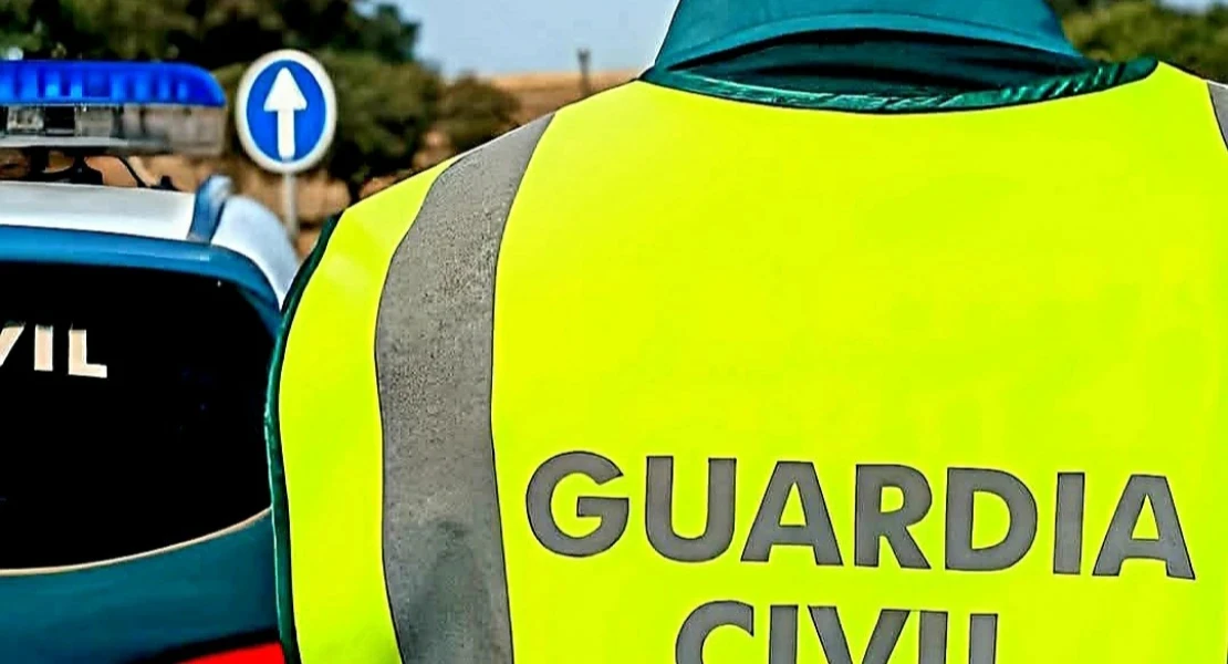 Una colisión deja tres heridos, entre ellos un niño, en la N-432