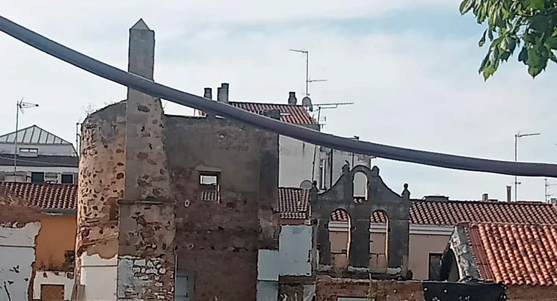 El Ayuntamiento de Mérida, en el punto de mira por el derribo parcial del Convento de las Concepcionistas