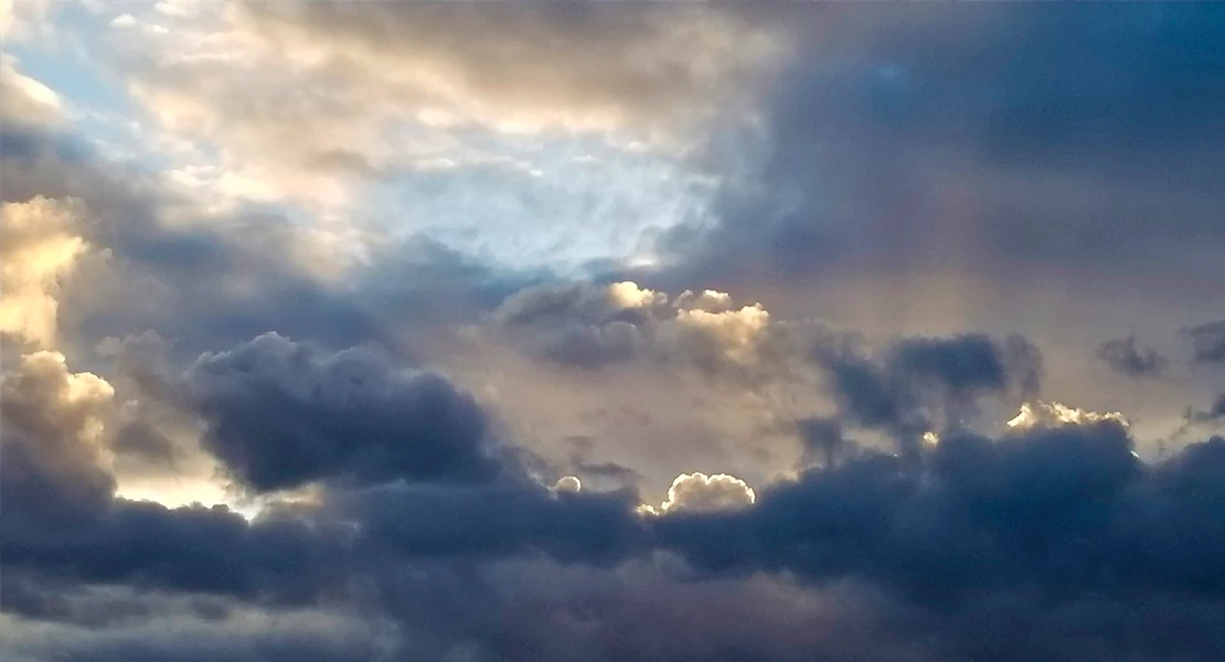 Vuelven los cielos variables este martes a Extremadura