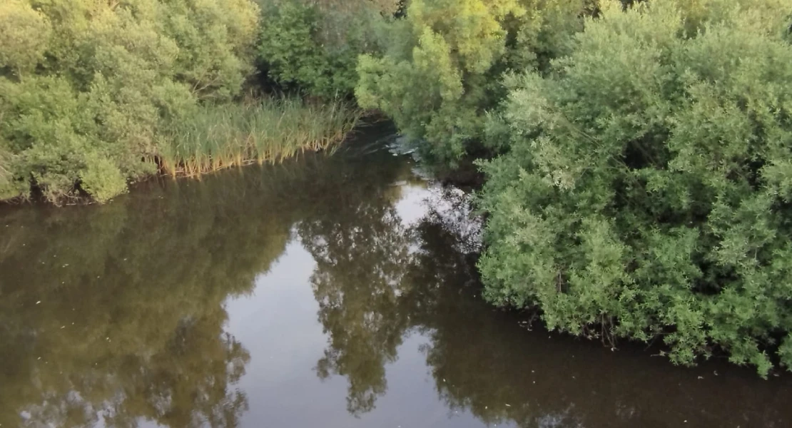 Denuncian que las obras en el río Zapatón son "un despilfarro de dinero público sin sentido"