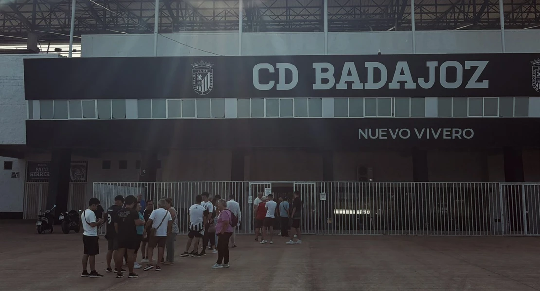 El CD Badajoz vende todas las entradas y pide más