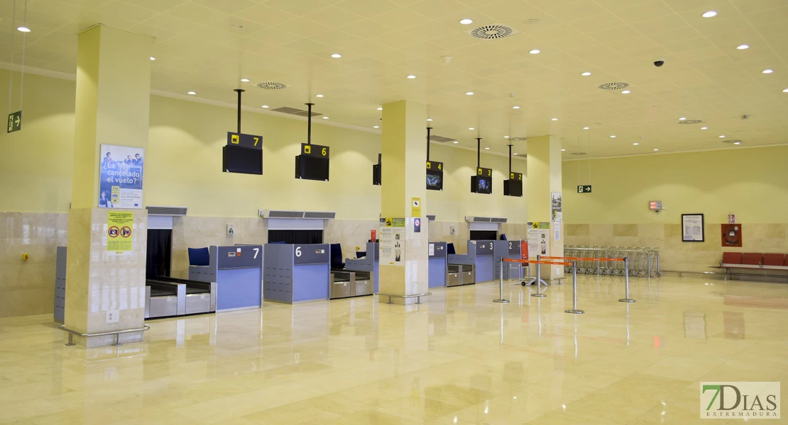Nuevo retraso en el vuelo Badajoz-Madrid: tres horas y media de espera sin aire acondicionado