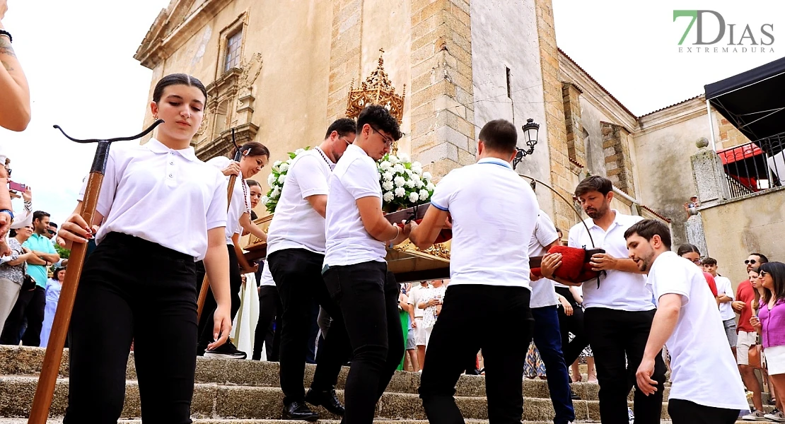 Arte efímero en San Vicente de Alcántara: el Corpus Christi llena las calles de color