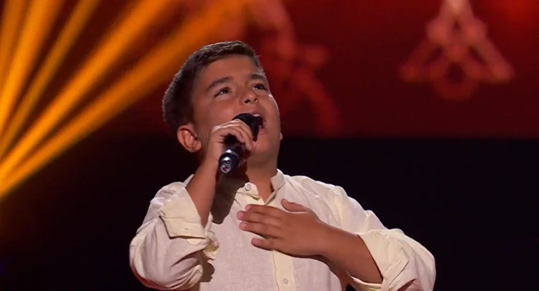 El extremeño Javier, de 10 años, arrasa en La Voz Kids y conquista a Lola Índigo