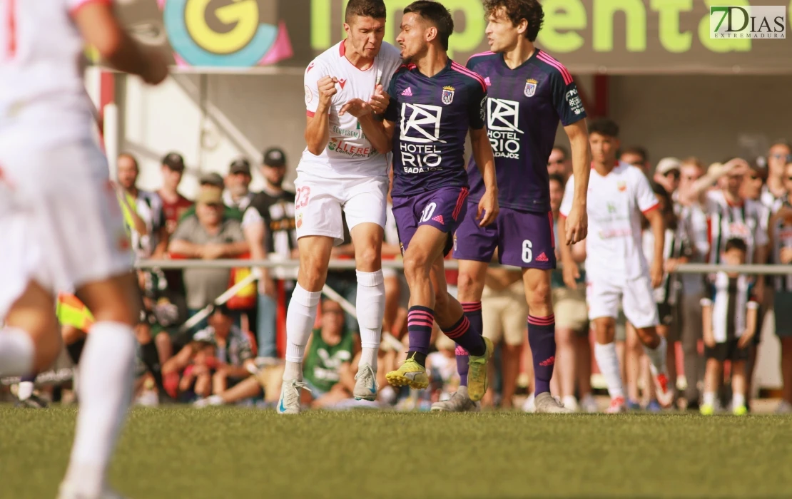 Todas las imágenes del playoff entre el Llerenense y el CD Badajoz