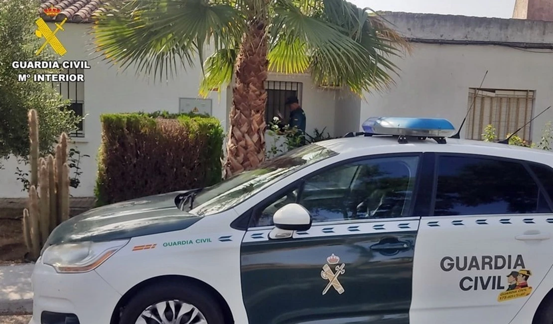 Detenido tras robar joyas por valor de 7000 € en una vivienda de Alvarado (BA)