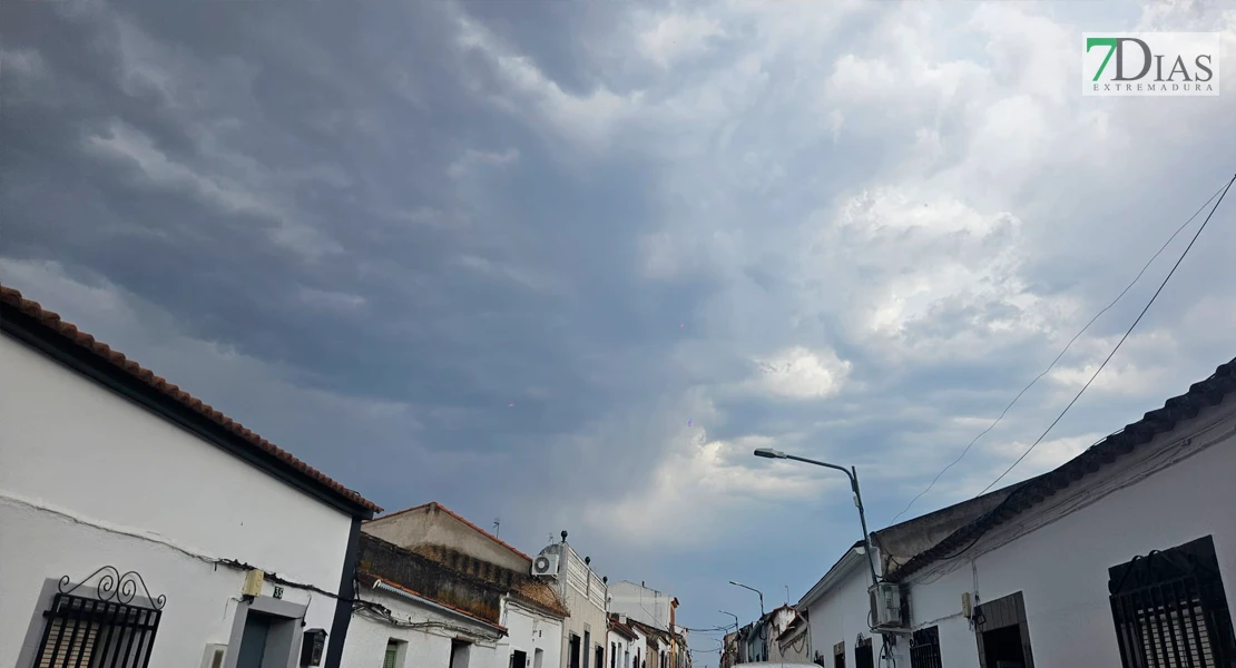 Domingo sofocante y lluvias en varios puntos de Extremadura