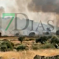 El fuego amenaza a varias edificaciones en Trujillo: activan la alerta en la zona