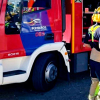 Incendio en una fábrica a las afueras de Olivenza